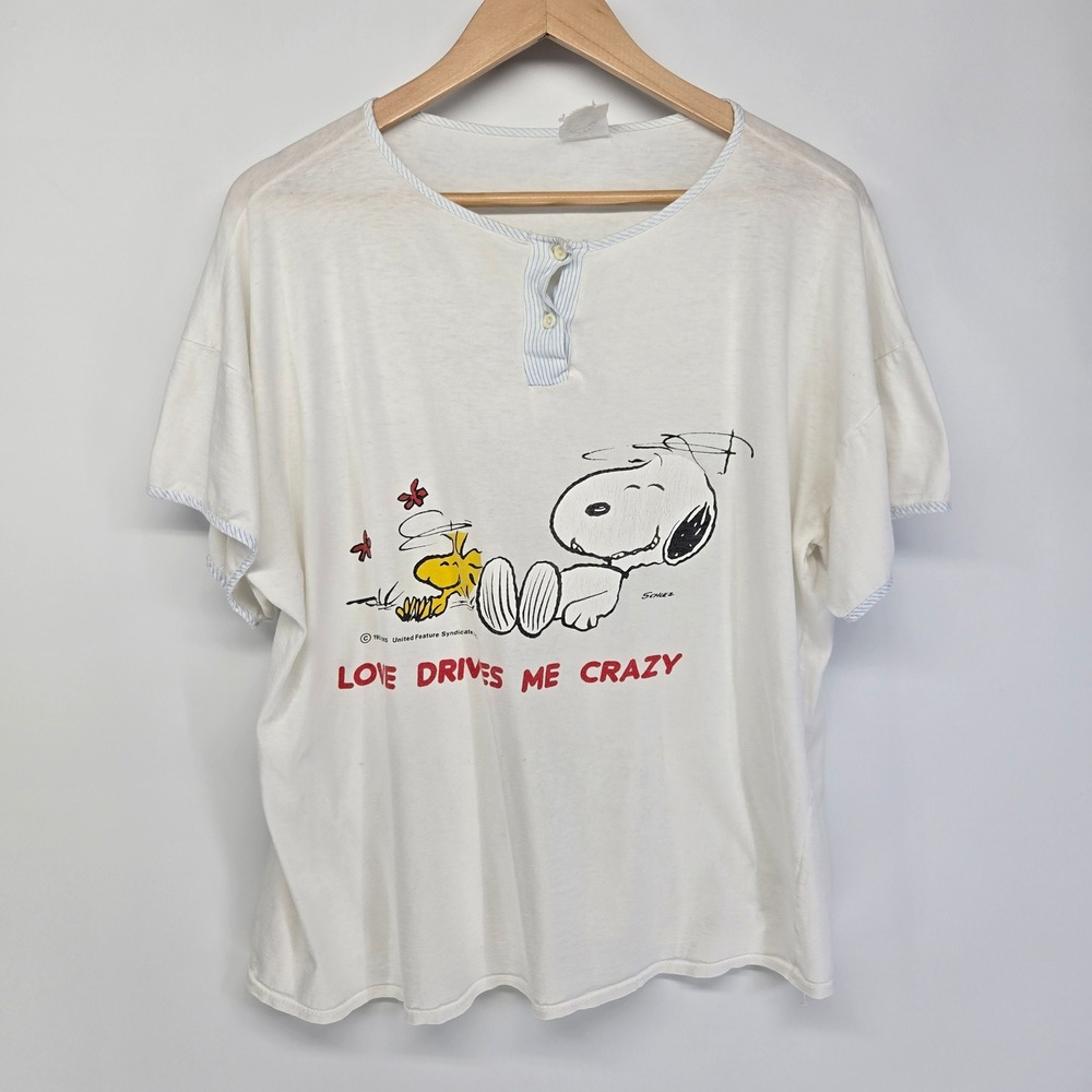 Peanuts Snoopy Shirt Womens Large White Love Drives Me Crazy Henley Tee vintage